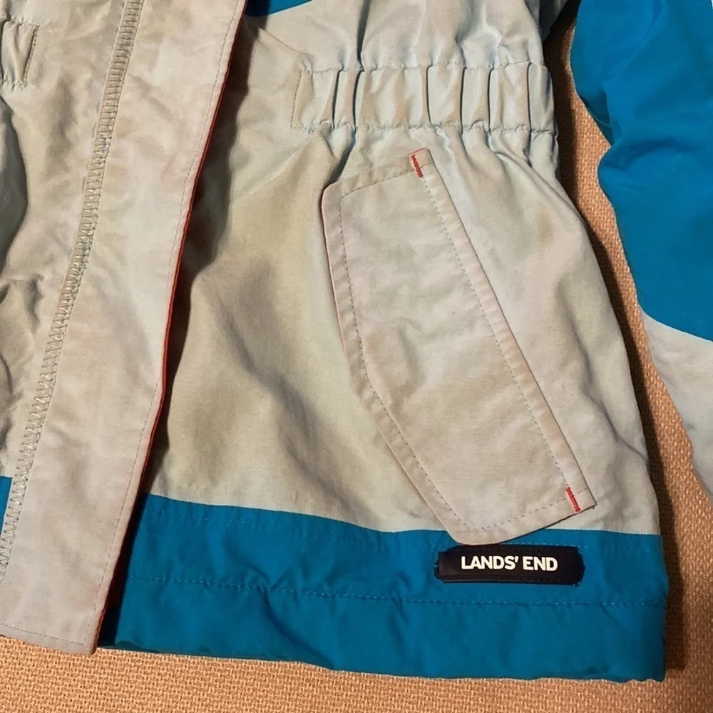 LAND’S End girls winter coat Size 5-6 M